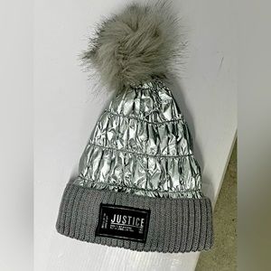 Metallic kids quilted beanie..brand new and never worn!